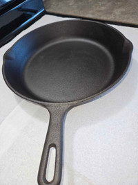 Unmarked  12" Cast Iron Pan