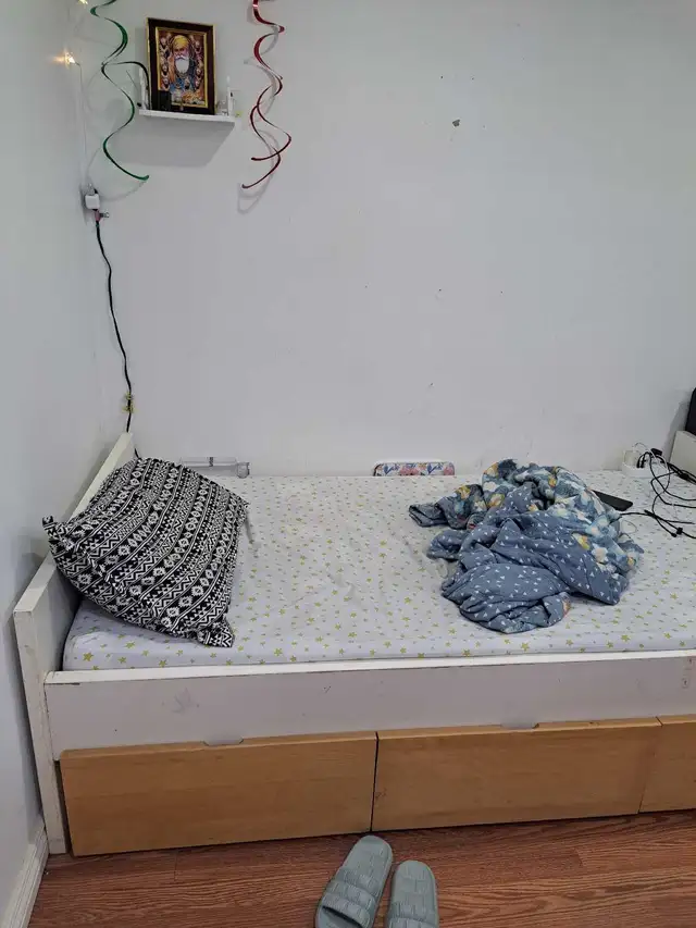 Private  Room  For  Girl