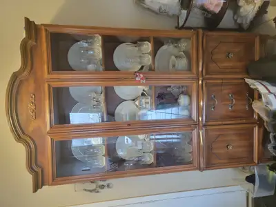 China cabinet, wall unit & curio cabinet, View more