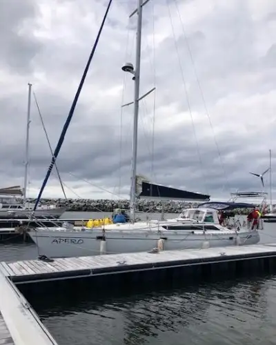 Jeanneau Sun Fizz 1985 sailboat. 41 foot. Canadian registry and canadian taxes paid. Location : Cara...