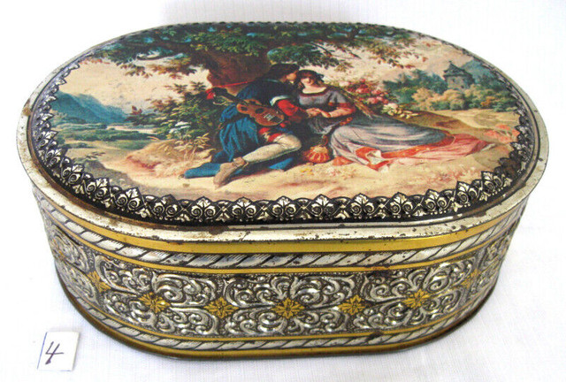 CONTENANT BISCUIT  METAL VINTAGE COOKIE TIN CONTAINERS AU CHOIX dans Art et objets de collection  à Ouest de l’Île - Image 4