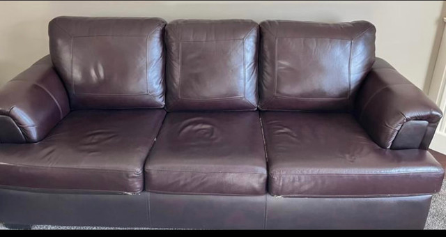 3 piece leather sofa set  in Couches & Futons in Mississauga / Peel Region