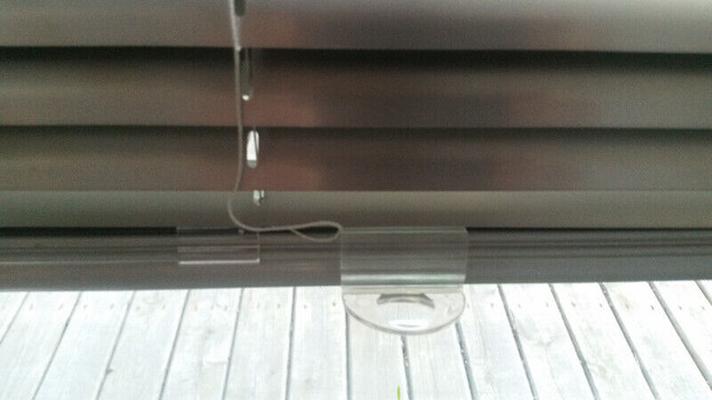 Cordless Blinds Aluminum Silver Shade-O-Matic @ 42"w  x 64" l in Window Treatments in City of Halifax - Image 4