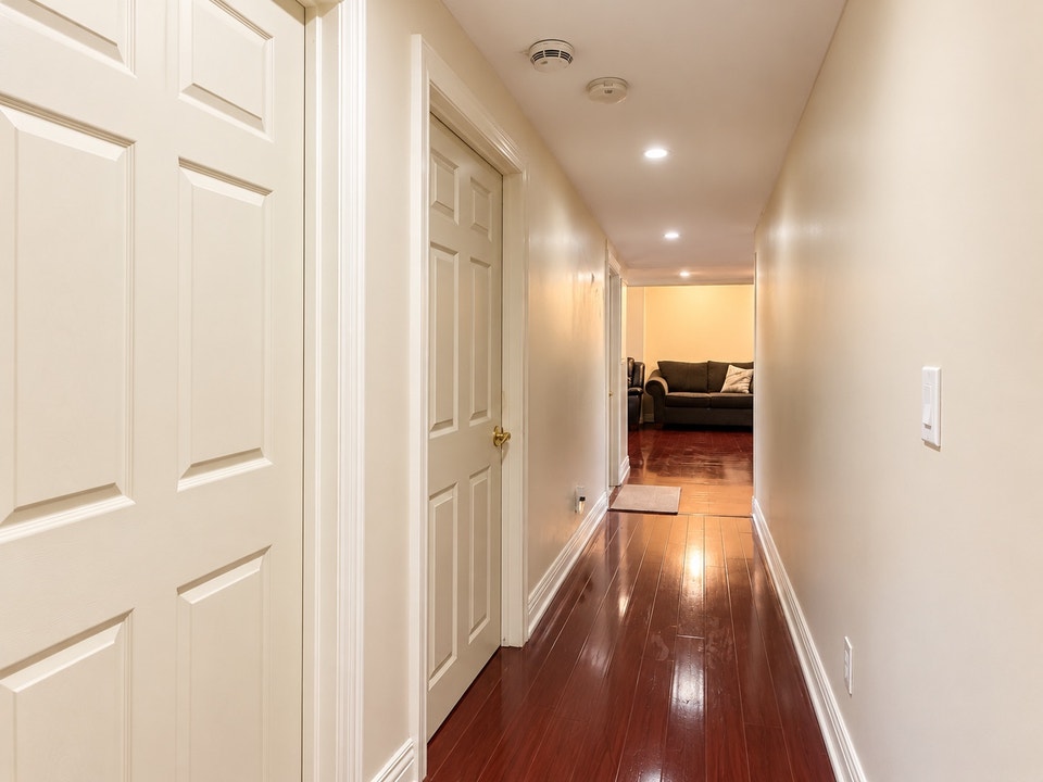 2 Bedroom Basement Apartment for Rent – Vaughan - December 3