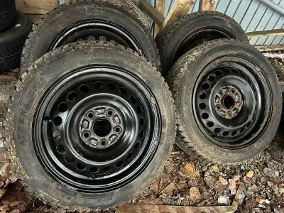 Set of 4 winter tires on 15" Honda Civic rims. These fit my 2009 Honda Civic perfectly (bolt pattern...