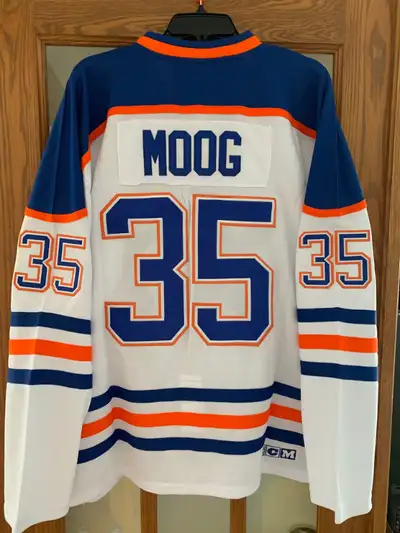 Andy Moog Edmonton Oilers jersey. Retro jersey. Never worn, Brand jersey, mens XL size . Number pro...