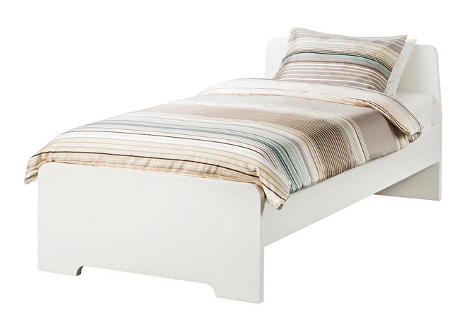 Brand new TWIN BEDFRAME! in Beds & Mattresses in Kamloops