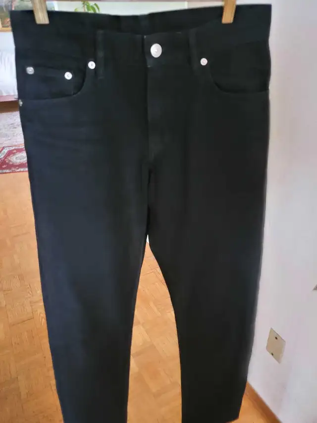 Burberry men's black straight leg jeans. size 28/L32. new/no tag in Men's in City of Toronto - Image 4