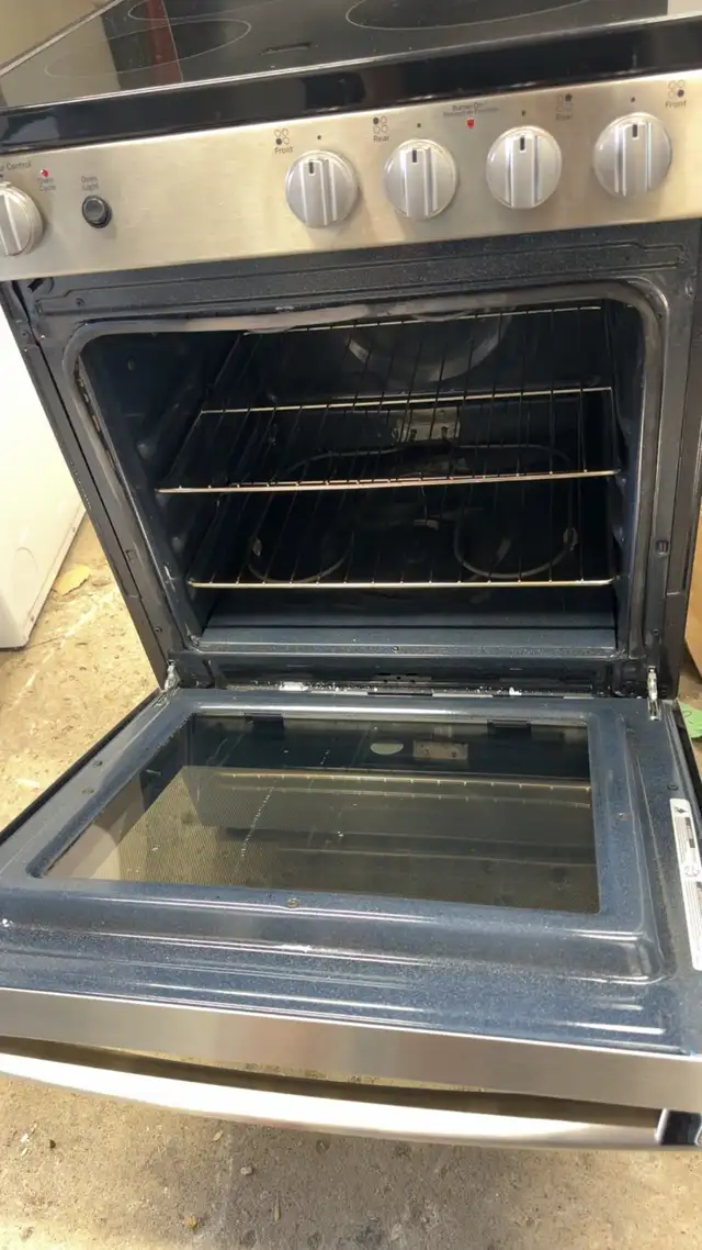 24” stove stainless steel glass top in Stoves, Ovens & Ranges in City of Toronto - Image 3