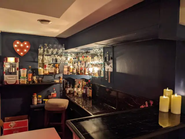 Large 1 bedroom plus den/office in duplex in Long Term Rentals in Hamilton - Image 8
