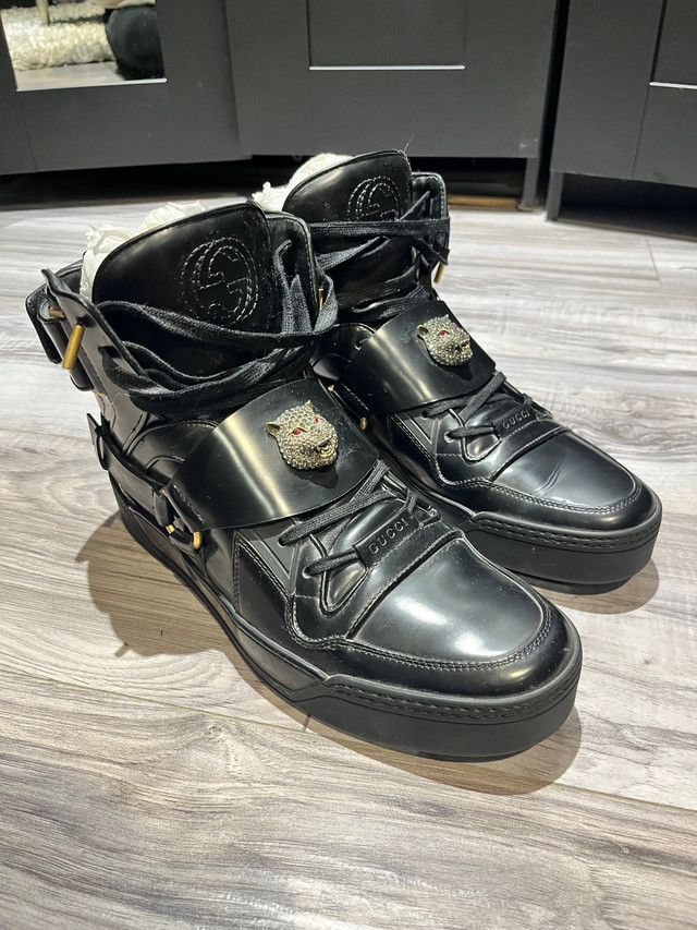 Gucci Swarovski cat ( RARE ) dans Chaussures pour hommes  à Ville de Montréal