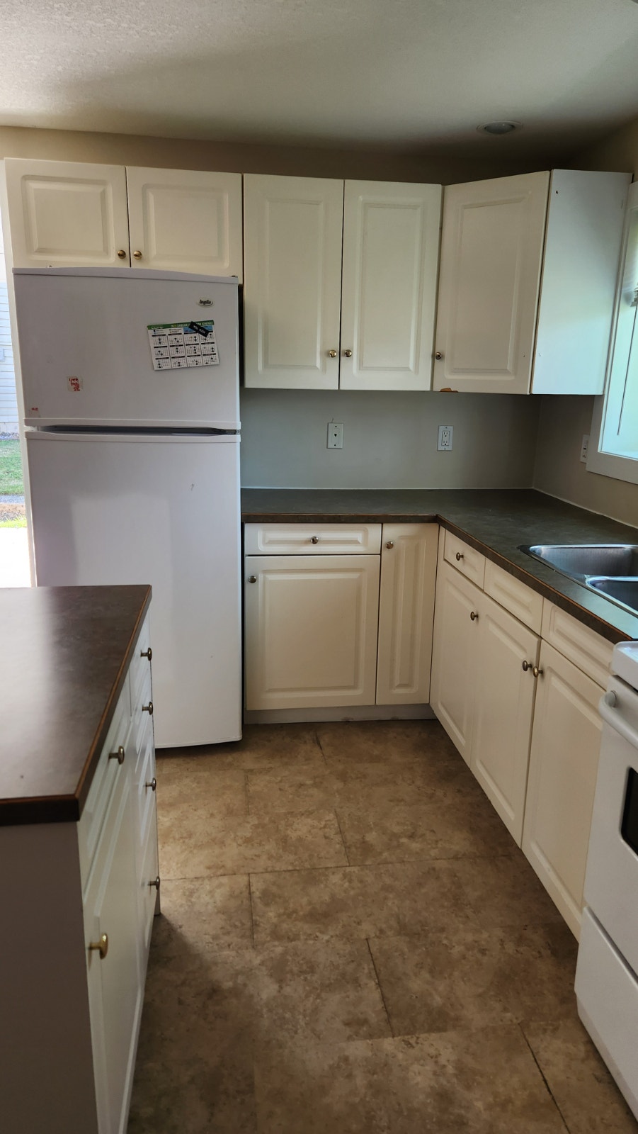 Quaint Studio/bachelor Suite 4