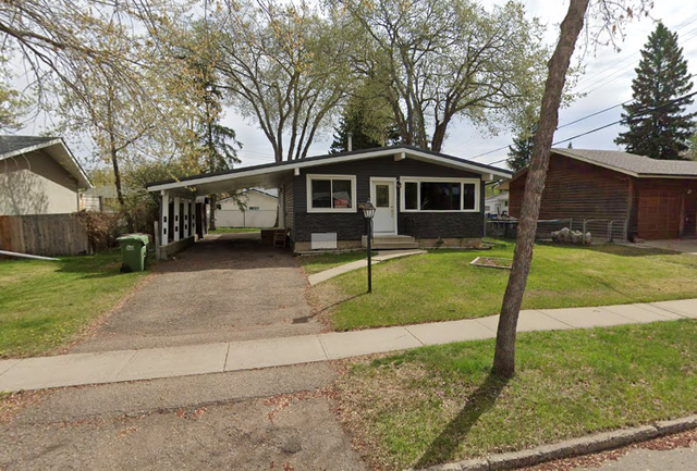 Basement Suite in St. Albert - 1 Greenview Cr.