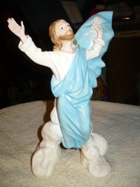 Statuette religieuse de Jésus sur un nuage made in Italy