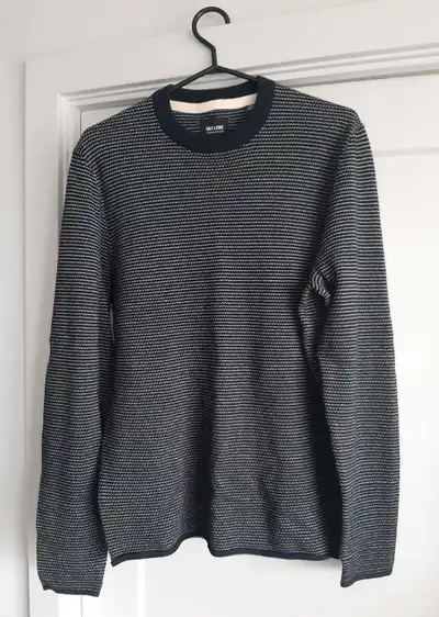 Only & Sons men's fine striped sweater (large)