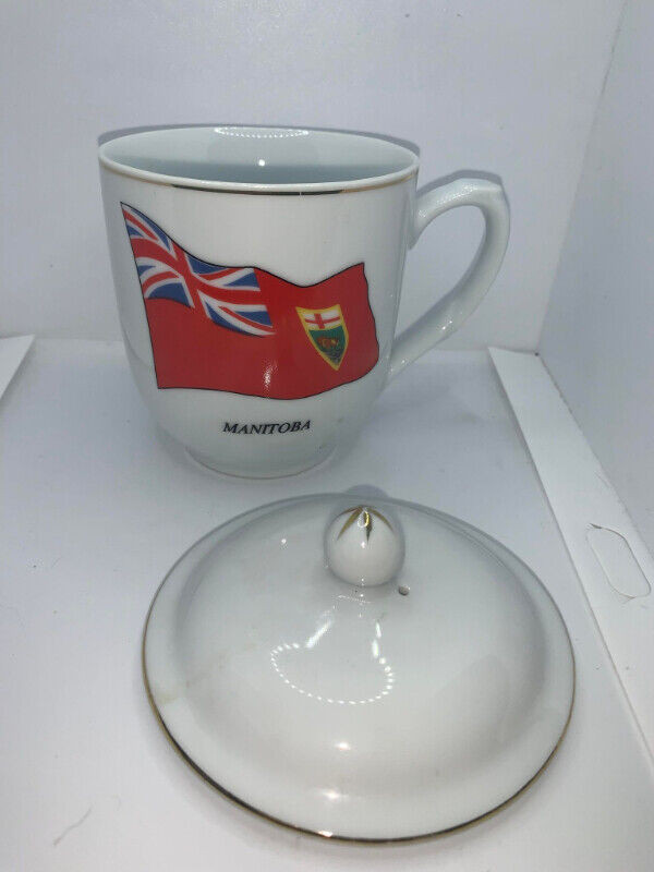 Manitoba - Lidded Porcelain Coffee Cup - Canadian Collectible in Arts & Collectibles in Fredericton - Image 2