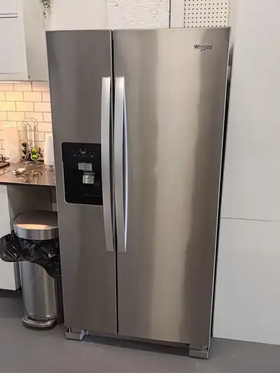 Whirlpool refrigerator réfrigérateur fridge, View more