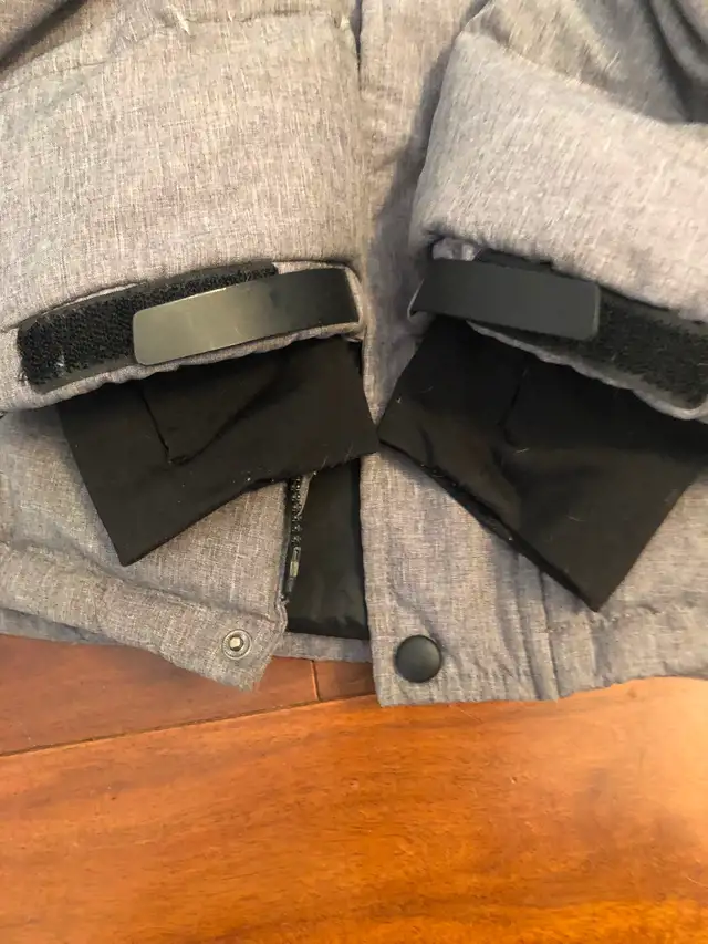 Duck down slim parka in Men's in Calgary - Image 7
