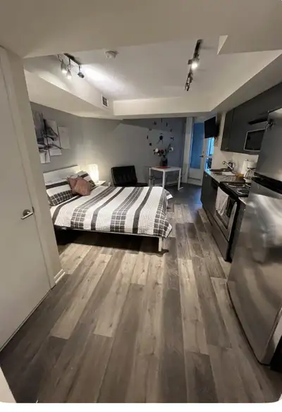 Furnished condo for short term weekly rent , View more