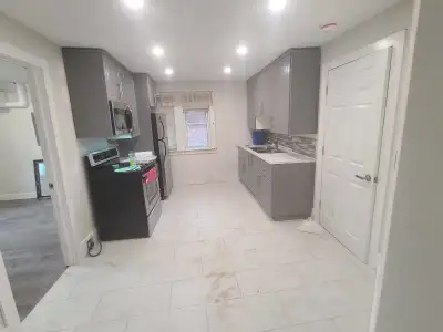 new 1 bedroom unit walkerville area
