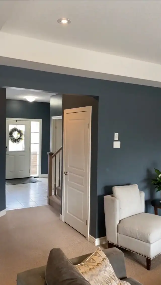 Thundering Waters, Niagara House for Rent