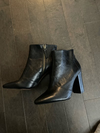 Women’s leather  boots 