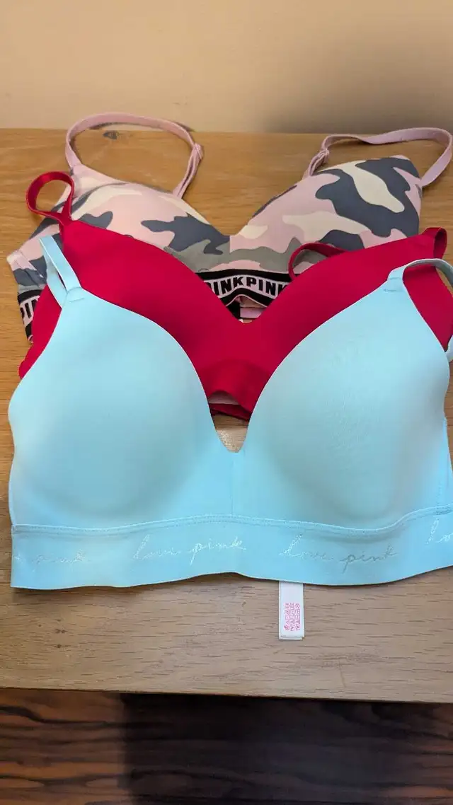 Victoria's Secret Pink Bras 32C in Women's - Tops & Outerwear in Cambridge - Image 2