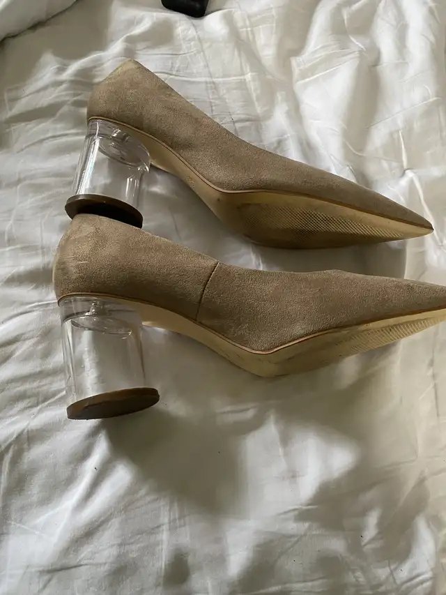 Women’s shoes  in Women's - Shoes in London - Image 4