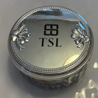 ✨✨Jewels by TSL Powder Puff Dish, View more