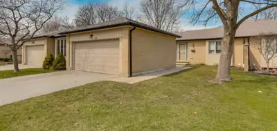 2 Bedroom townhouse condo for rent