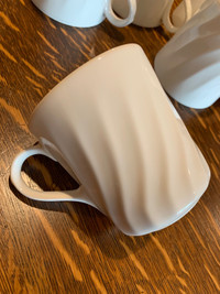 Set of 6 White Corelle Mugs, Set of 2 Ivy Pattern Mugs