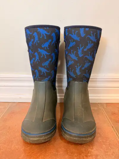 Boys Rain Boots (size 11), View more