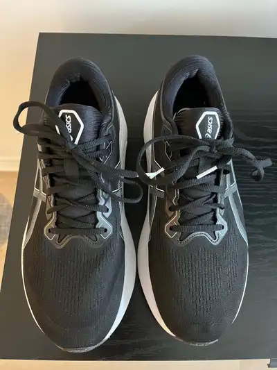 ASICS Gel-Kayano 30 Extra Wide – Like New, View more