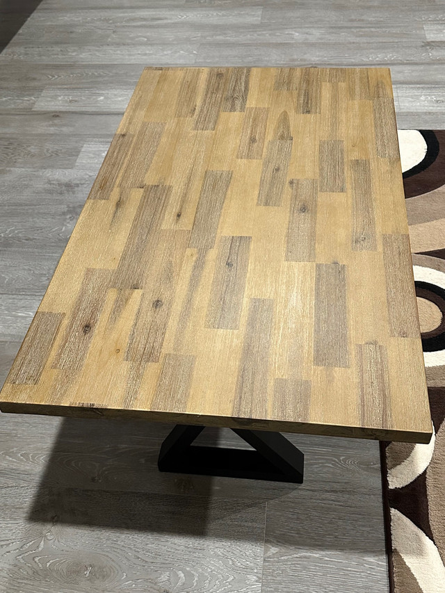 Hardwood modern coffee table  in Coffee Tables in Regina - Image 2