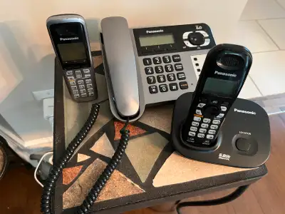 3 Téléphones de maison