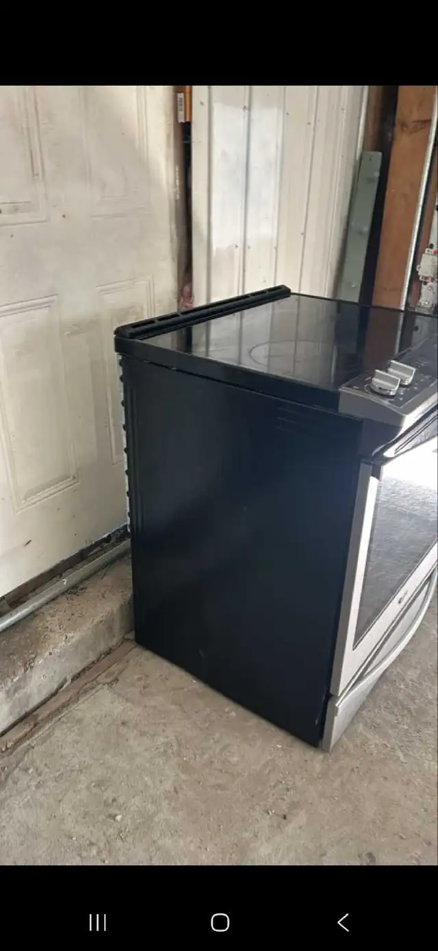  Stove in good condition571510906223349764
