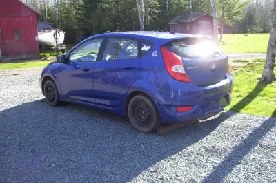 auto , hatchback , no holes , some surface rust located in middle stewiacke NS