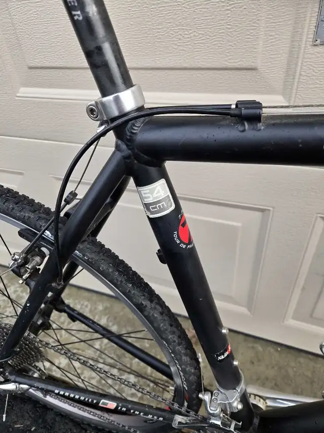 Trek X1 Gravel road bike  in Road in Barrie - Image 7