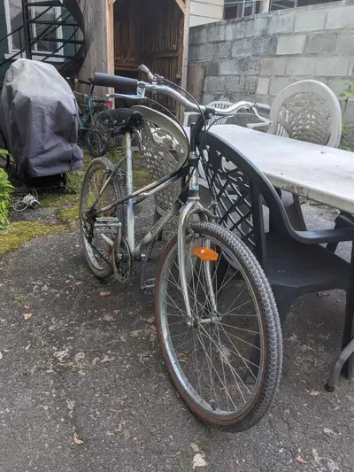 Mondial Bike in great condition, View more