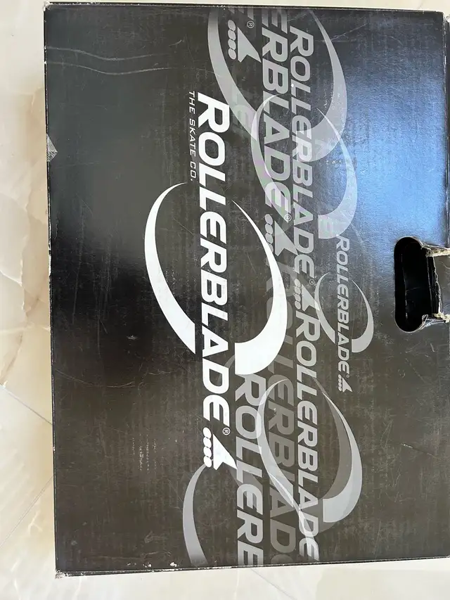 Rollerblade inline skate in Skates & Blades in Markham / York Region - Image 2