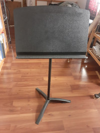 Lutrin / Music Stand