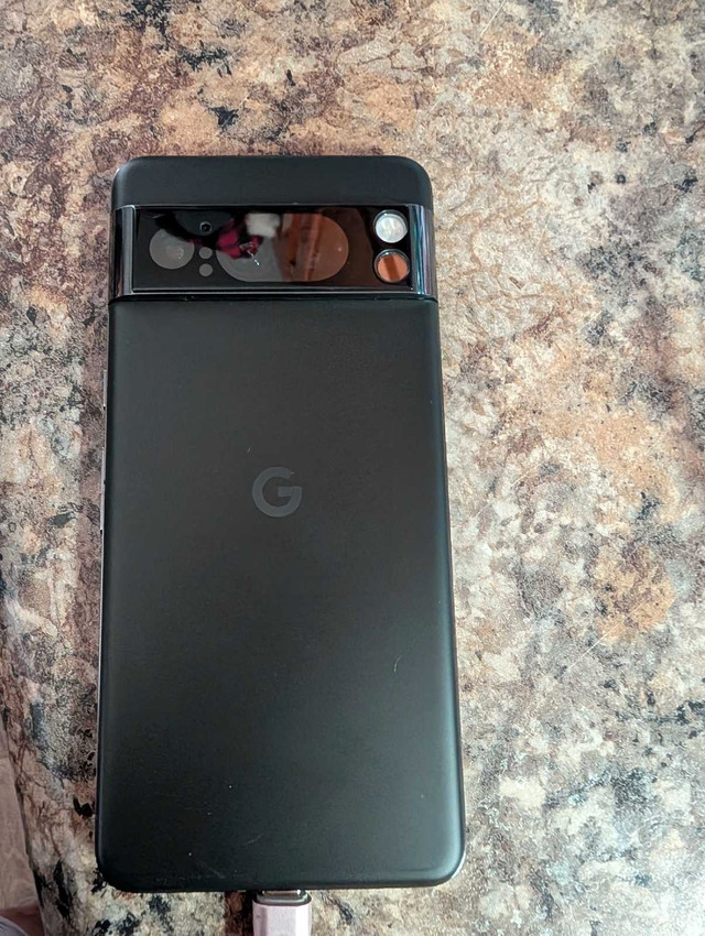 Google Pixel 8 pro in Cell Phones in Chatham-Kent - Image 4