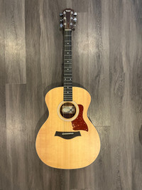 Taylor 114 Acoutic Guitar