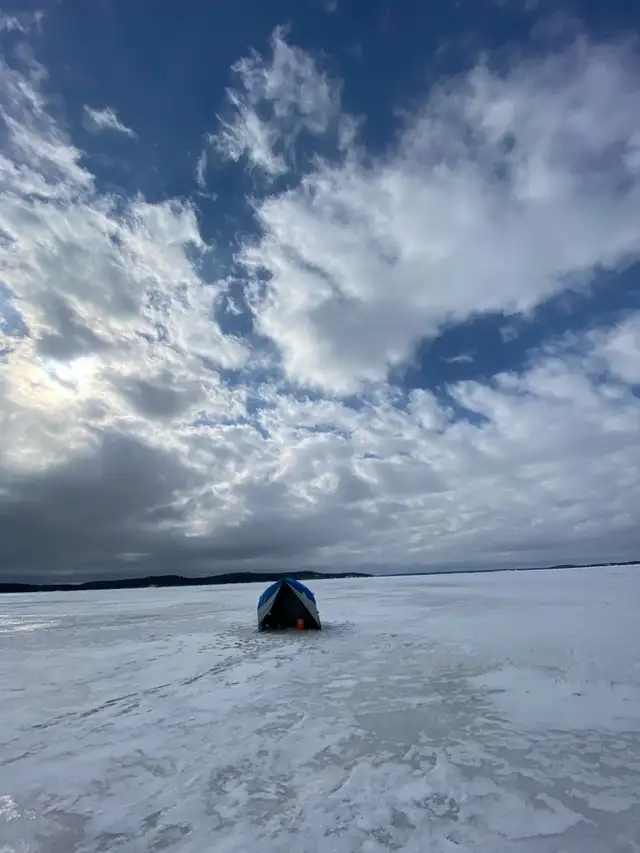 Clam Twin Hub II in Fishing, Camping & Outdoors in Muskoka - Image 3