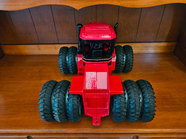 Ertl scale models 1/16 case ih steiger 9370 farm toy tractor in Toys & Games in Regina - Image 4