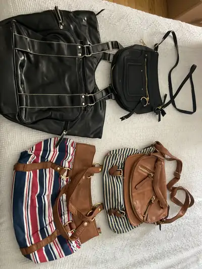 sacoche et portefeuille, View more