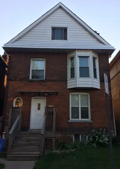Two bedroom apartment for rent in Hamilton