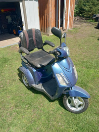 Daymak Electric Scooter 