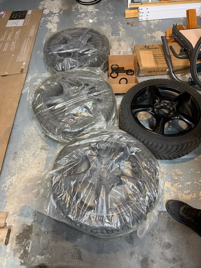 TOUREN RIMS with SNOW TIRES in Tires & Rims in Mississauga / Peel Region - Image 8