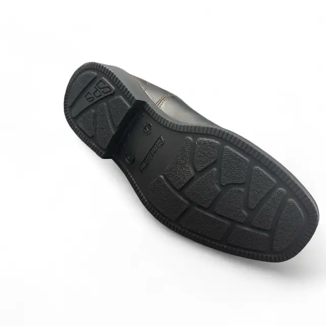 Blundstone Dress Boots  in Women's - Shoes in City of Toronto - Image 4